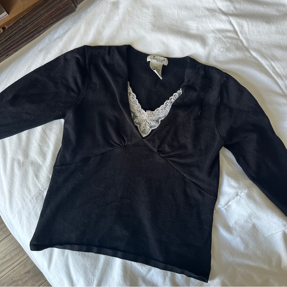 Jessica 3/4 Sleeve Black Top with Lace Appliqué
